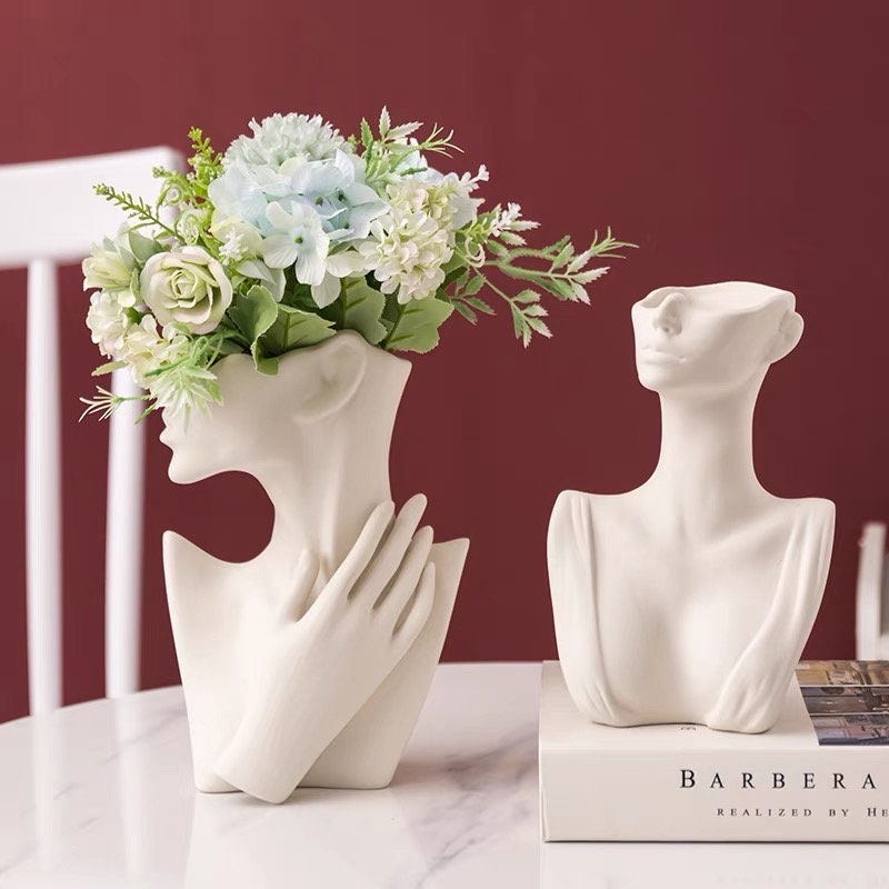 Female Bust Sculptural Ceramic Vase, Dried Flower vase, Contemporary Vase, Minimalist Vase, Modern Coffee Tabletop Vase, body vase