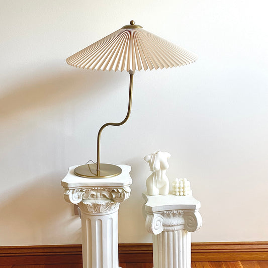 Ava Table Lamp